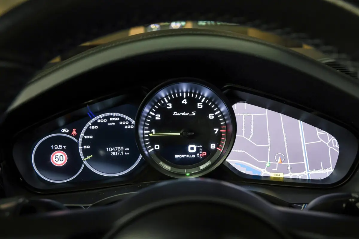 4.0 Turbo S E-Hybrid|PCCB|HUD|Pano|PDLS+|Sport-design