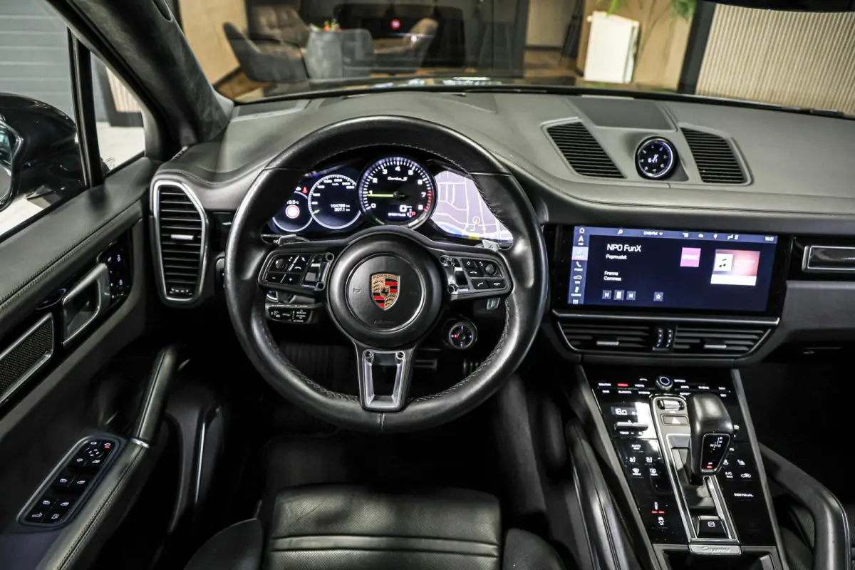 4.0 Turbo S E-Hybrid|PCCB|HUD|Pano|PDLS+|Sport-design