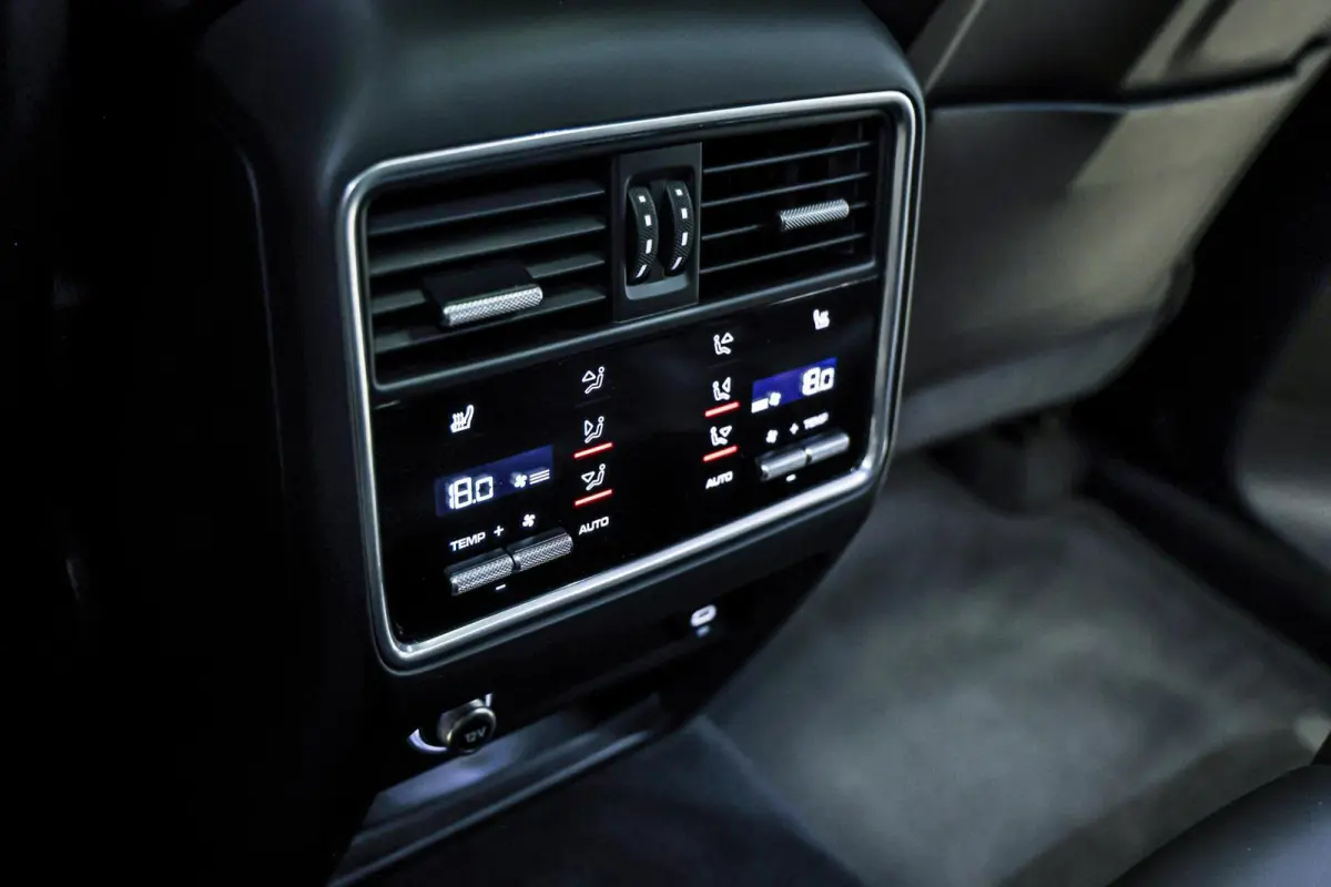 4.0 Turbo S E-Hybrid|PCCB|HUD|Pano|PDLS+|Sport-design