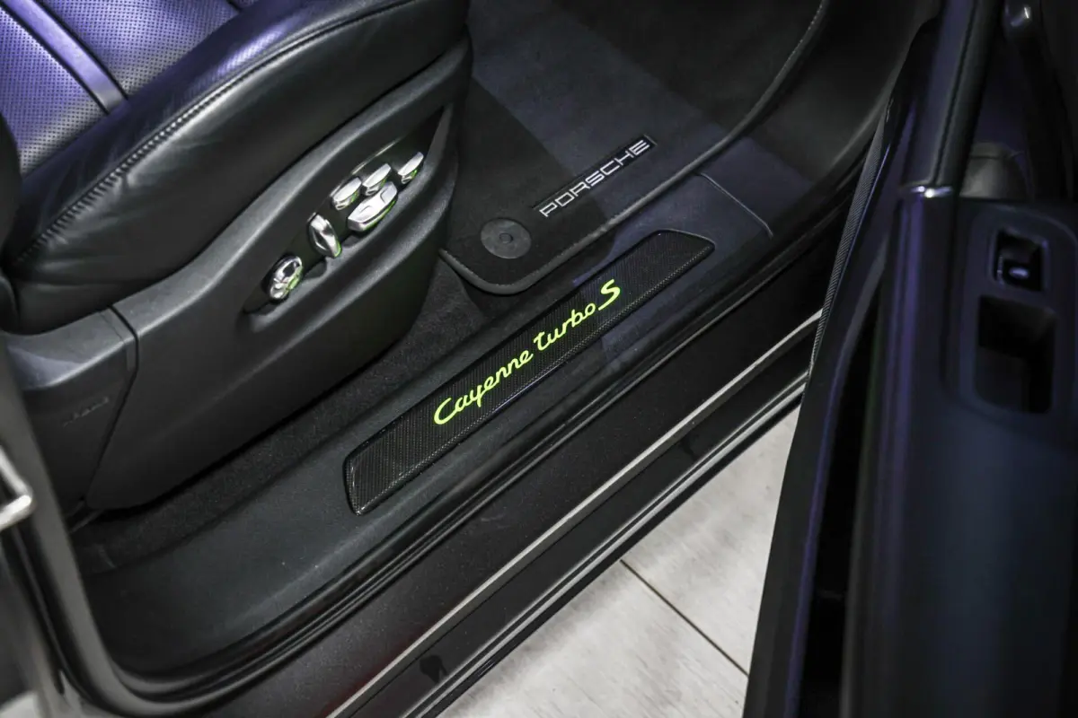 4.0 Turbo S E-Hybrid|PCCB|HUD|Pano|PDLS+|Sport-design