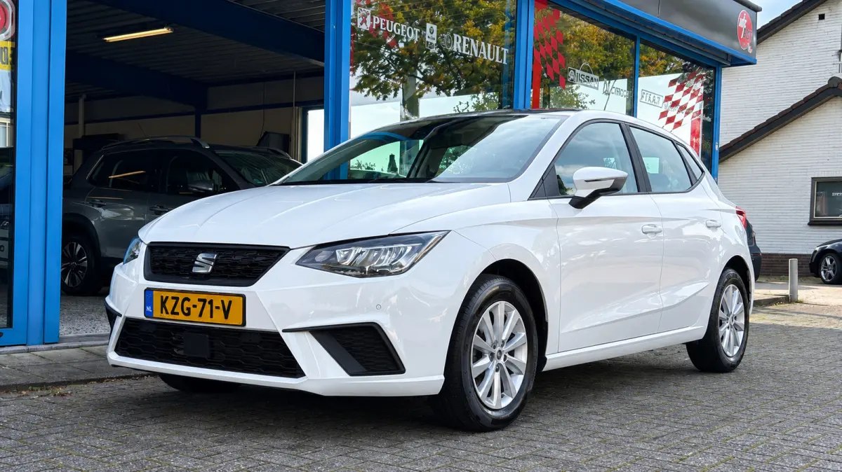 1.0 EcoTSI Style Business Connect