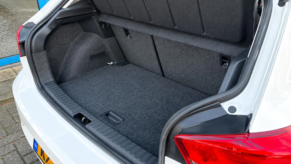 1.0 EcoTSI Style Business Connect
