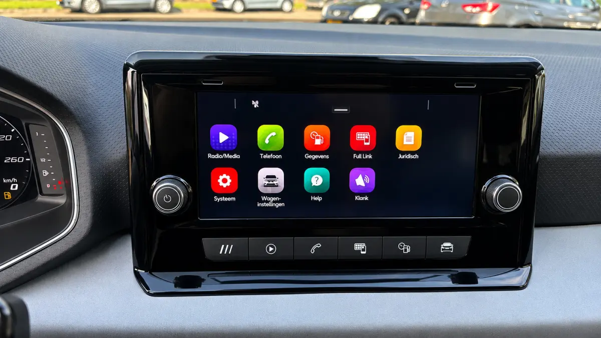 1.0 EcoTSI Style Business Connect