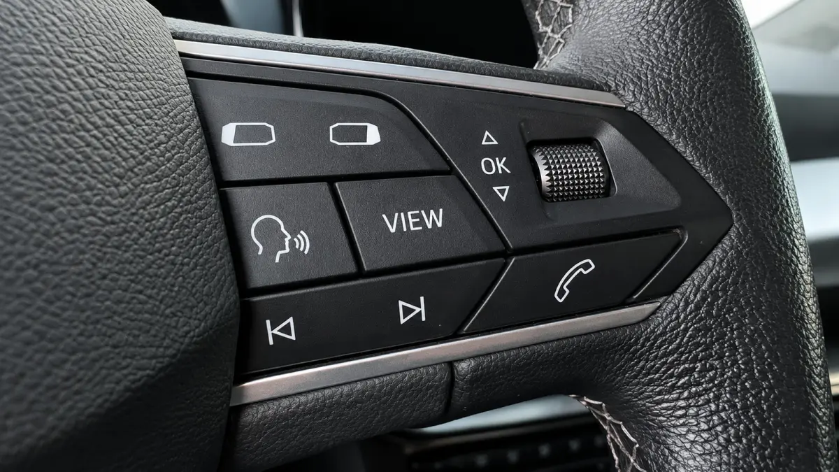 1.0 EcoTSI Style Business Connect
