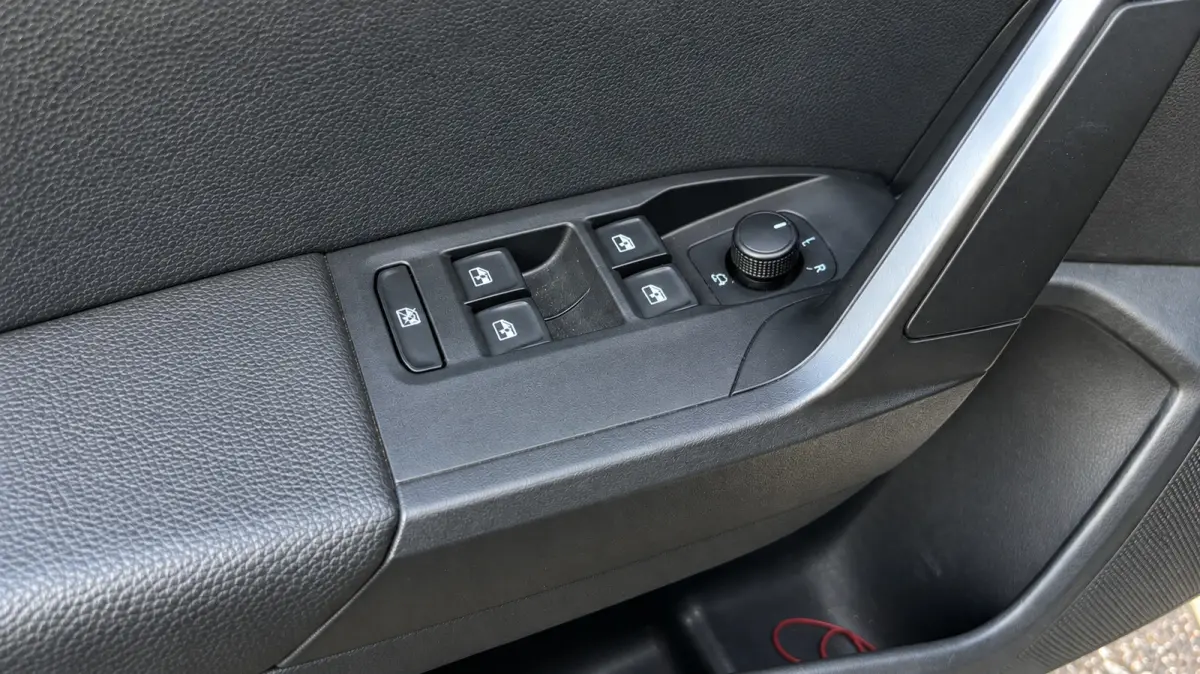 1.0 EcoTSI Style Business Connect