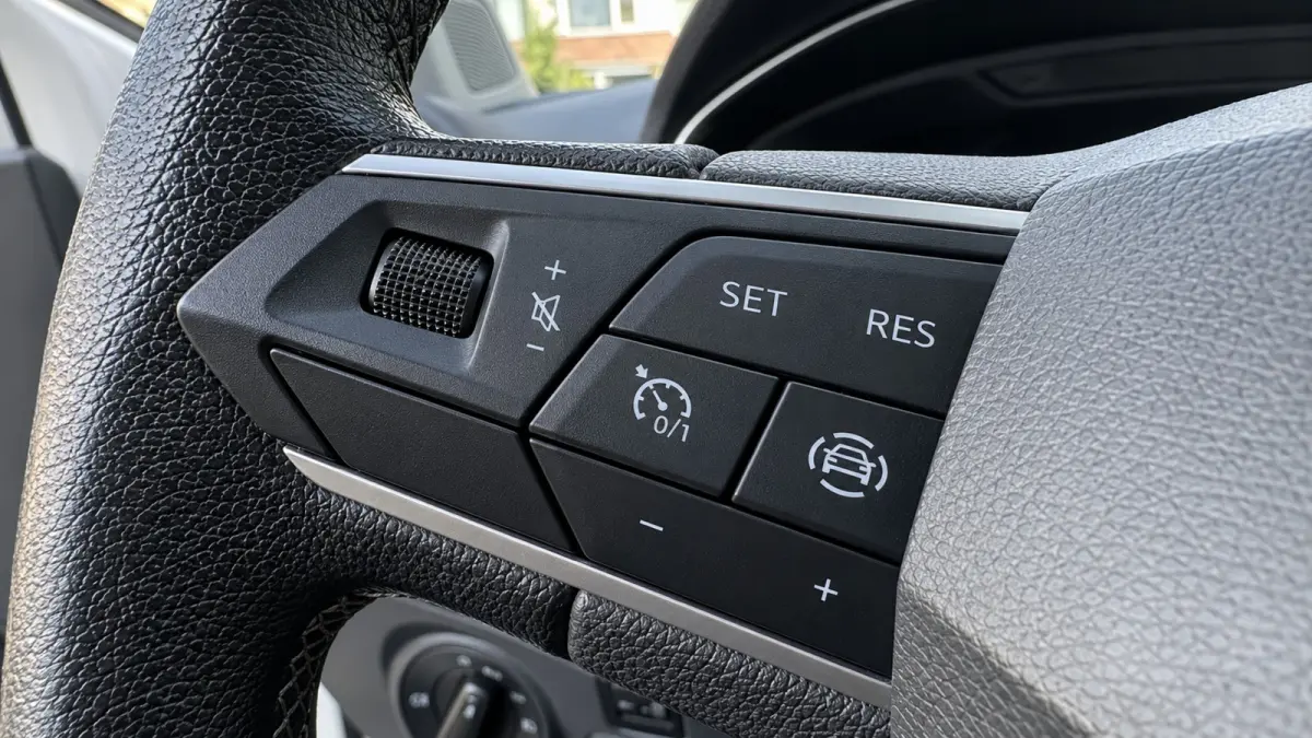 1.0 EcoTSI Style Business Connect