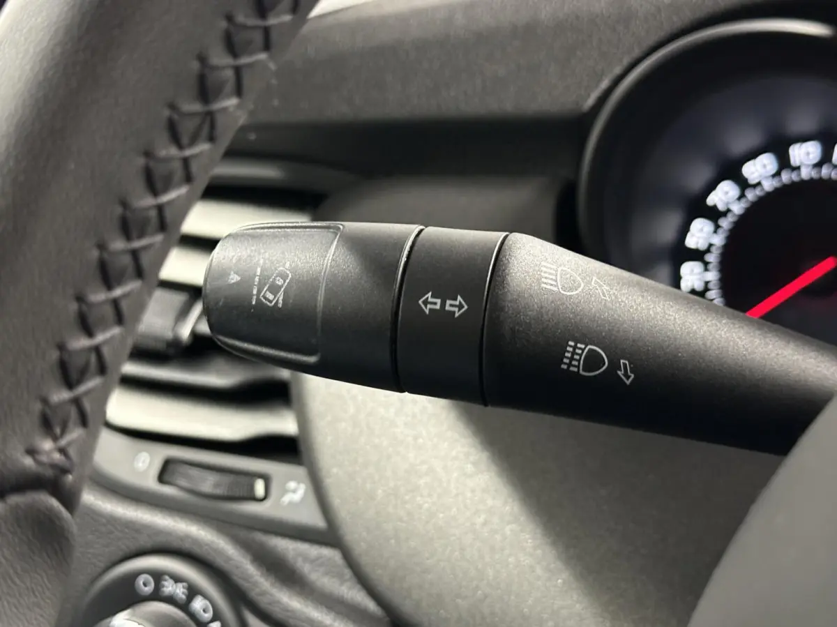 1.4 Turbo MultiAir Lounge 140PK LEER CAMERA NAVI ECC CRUISE TREKHAAK LM.