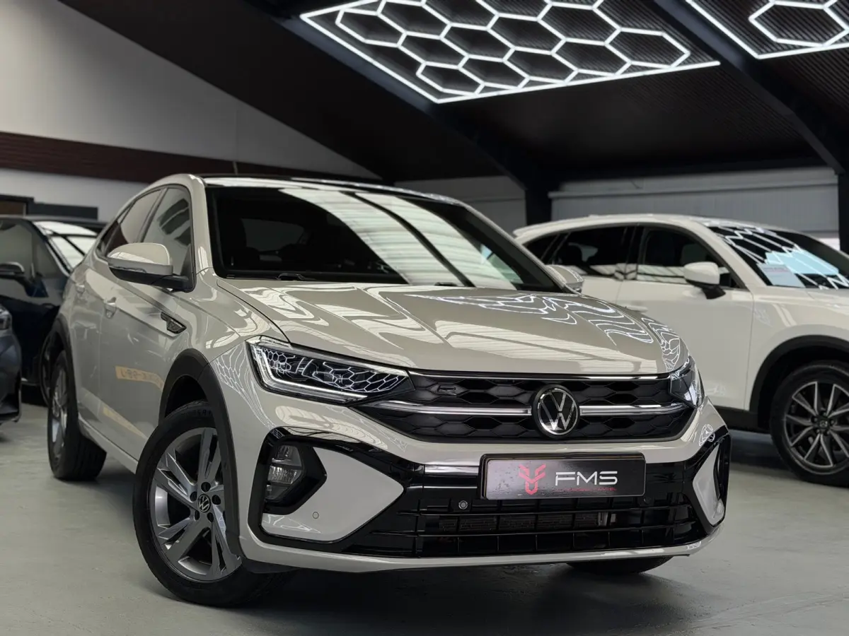 1.0 TSI 2x R-Line Panorama CarPlay Camera