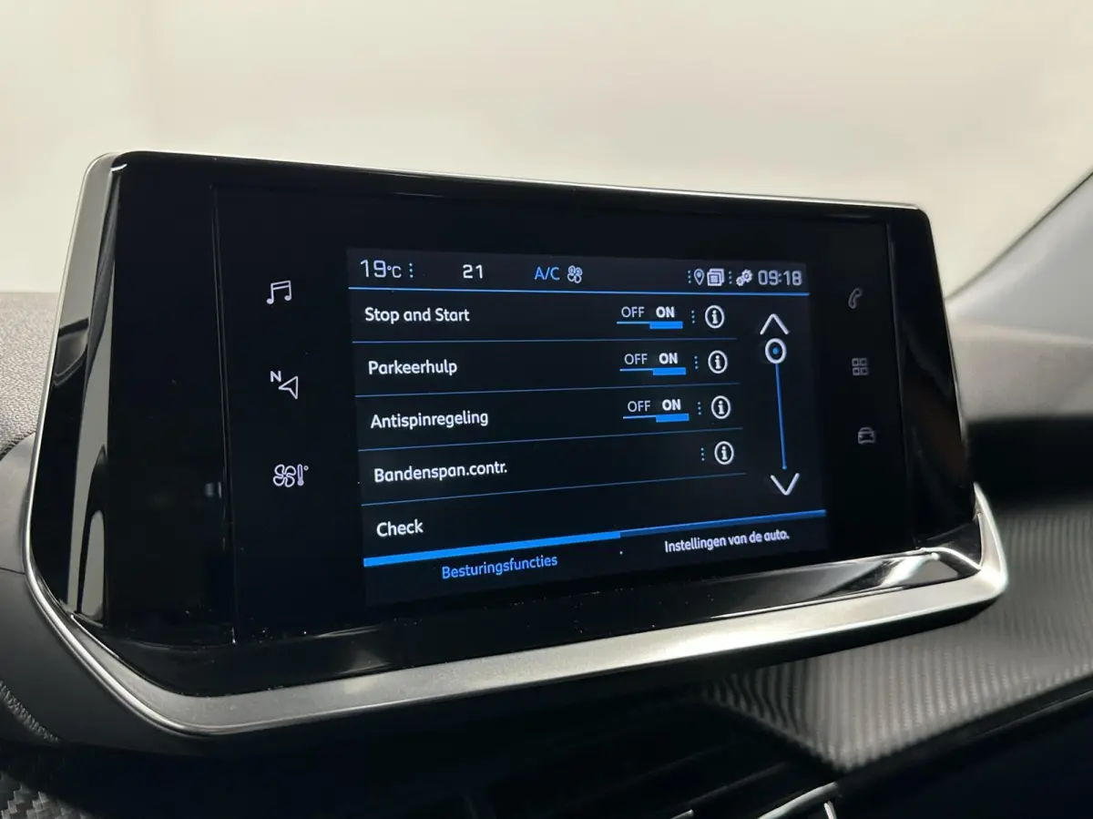 1.2 PureTech Active Pack NAVIGATIE CARPLAY CRUISE LM.