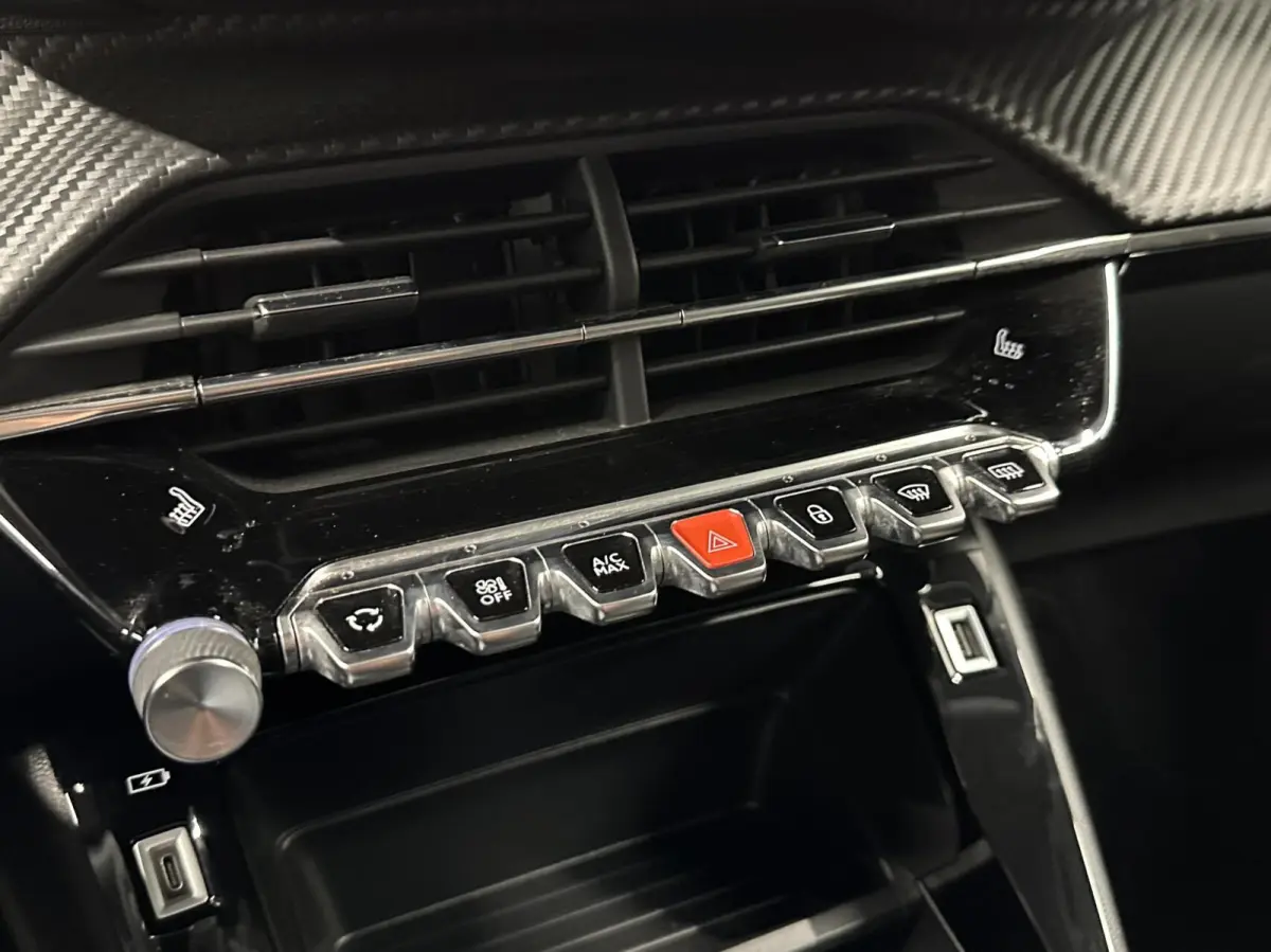 1.2 PureTech Active Pack NAVIGATIE CARPLAY CRUISE LM.