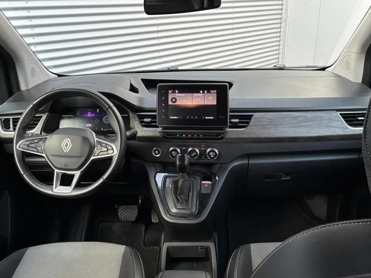 Grand Techno 1.3 TCe Autom 7 Pers Camera 2024 Nieuw Model Vol Opties Eerste Eigenaar