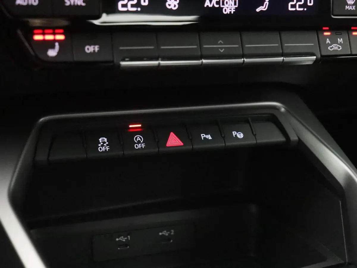 30 TFSI Pro Line 110 PK | Automaat | Navigatie | Stoelverwarming | Leder | Cruise Control | Climate Control | Lichtmetalen velgen |