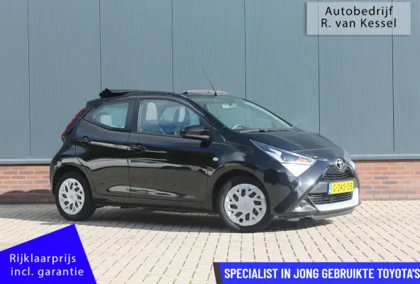 1.0 VVT-i x-play Limited I Cabrio I Carplay I NL-auto