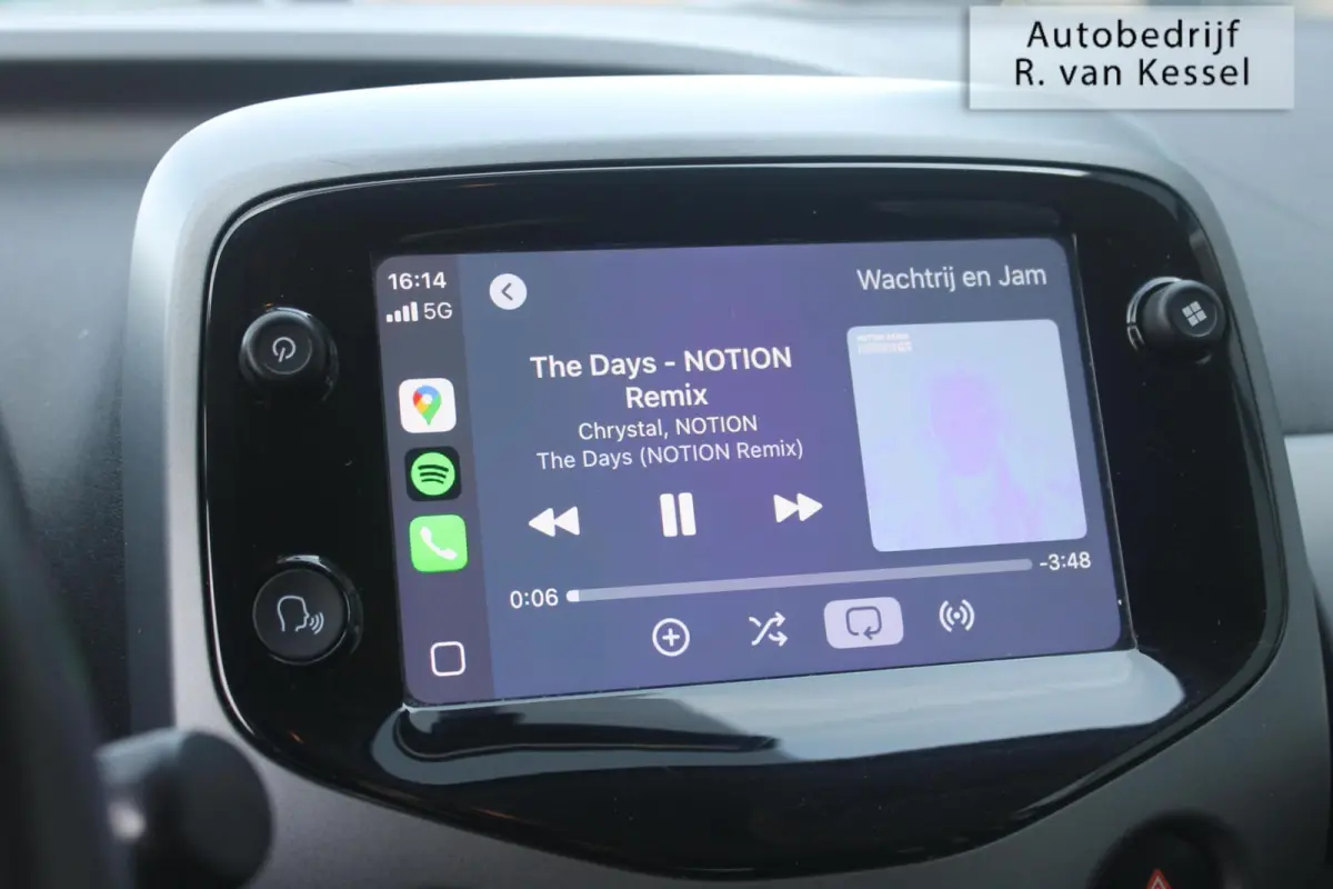 1.0 VVT-i x-play Limited I Cabrio I Carplay I NL-auto