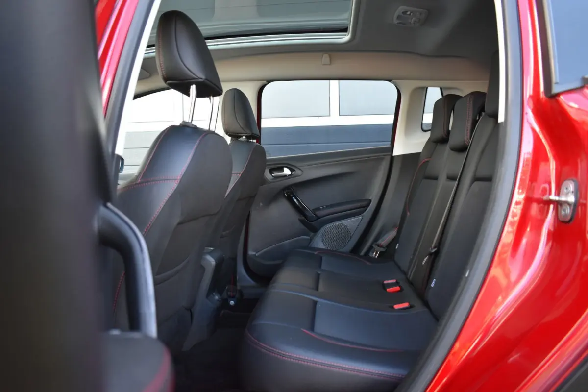 1.2 PureTech GT-line JBL