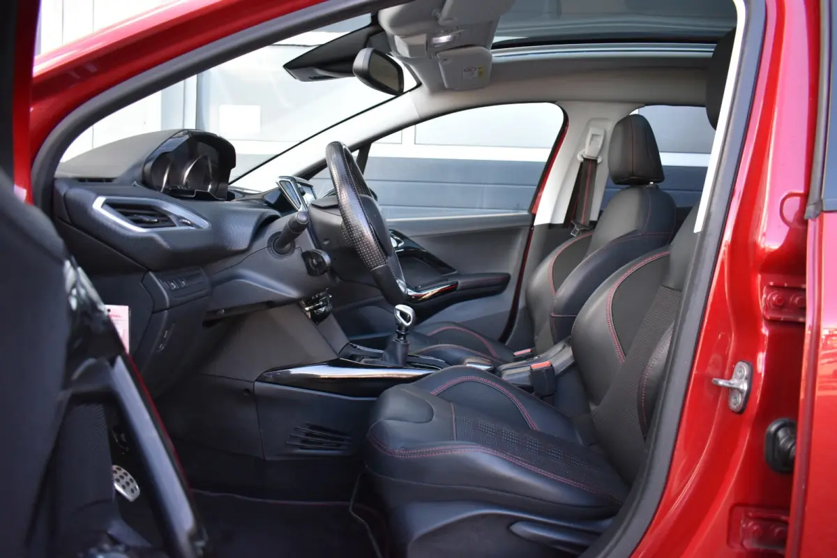 1.2 PureTech GT-line JBL