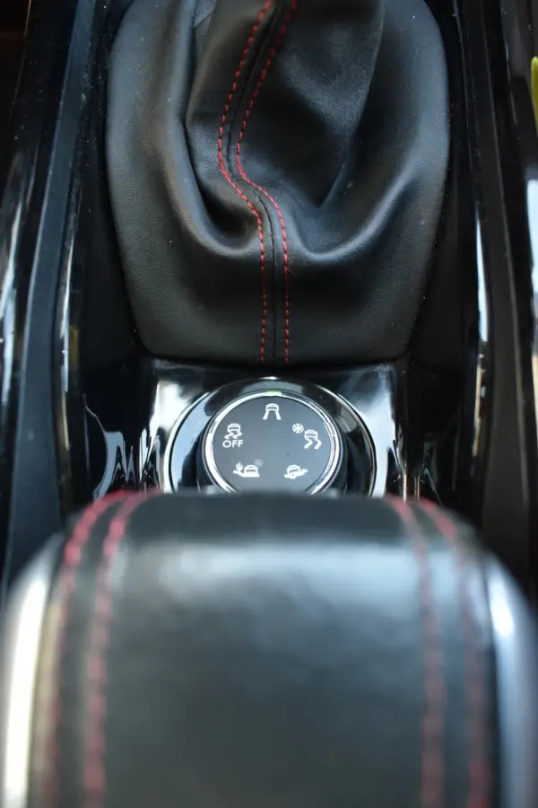 1.2 PureTech GT-line JBL