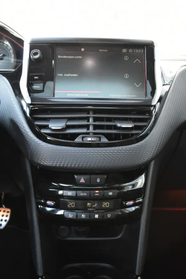 1.2 PureTech GT-line JBL