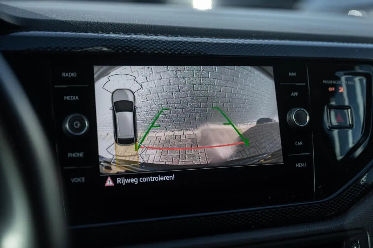 1.0 TSI Life ACC VIRTUAL CAMERA STOELVERWARMING