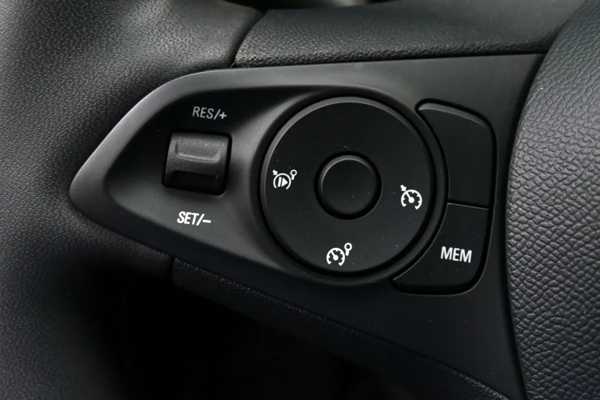 1.2 75PK EDTION / 16"LMV / LED / NAVI / AIRCO / BLUETOOTH / CRUISECONTROL / 1E EIGENAAR / SCHITTERENDE STAAT !!