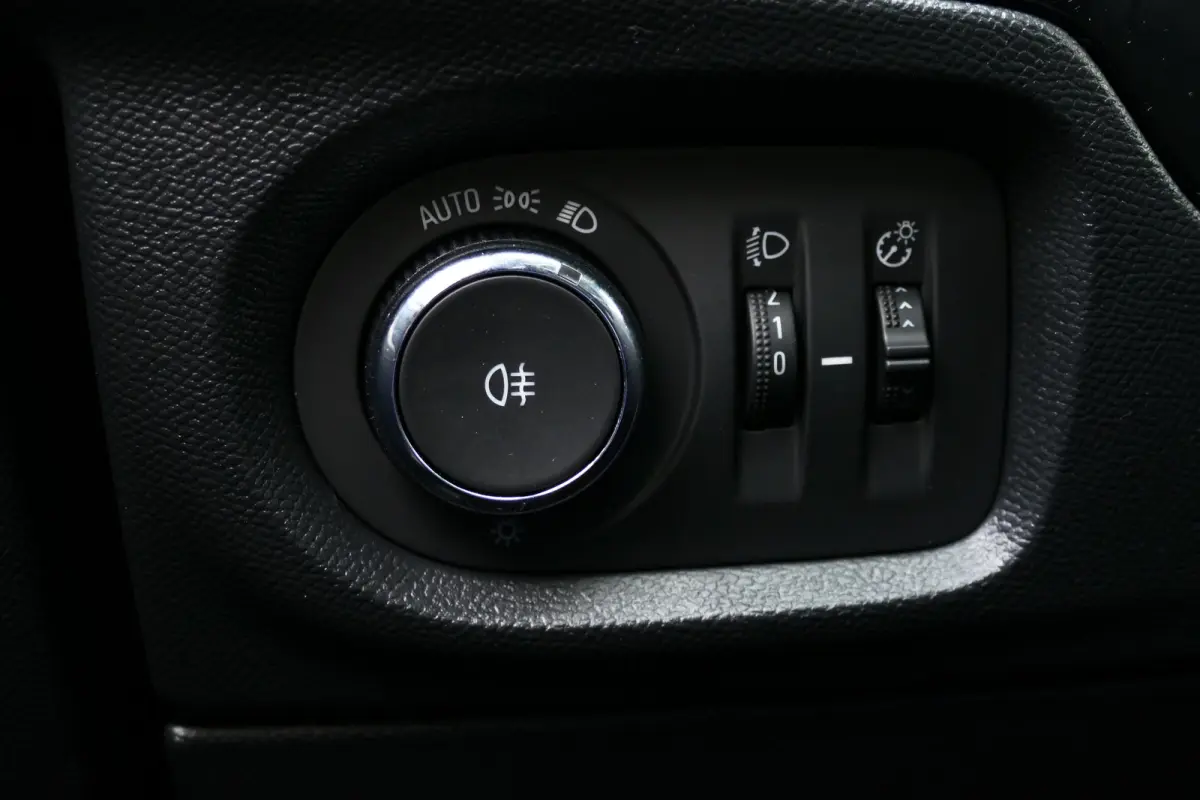 1.2 75PK EDTION / 16"LMV / LED / NAVI / AIRCO / BLUETOOTH / CRUISECONTROL / 1E EIGENAAR / SCHITTERENDE STAAT !!