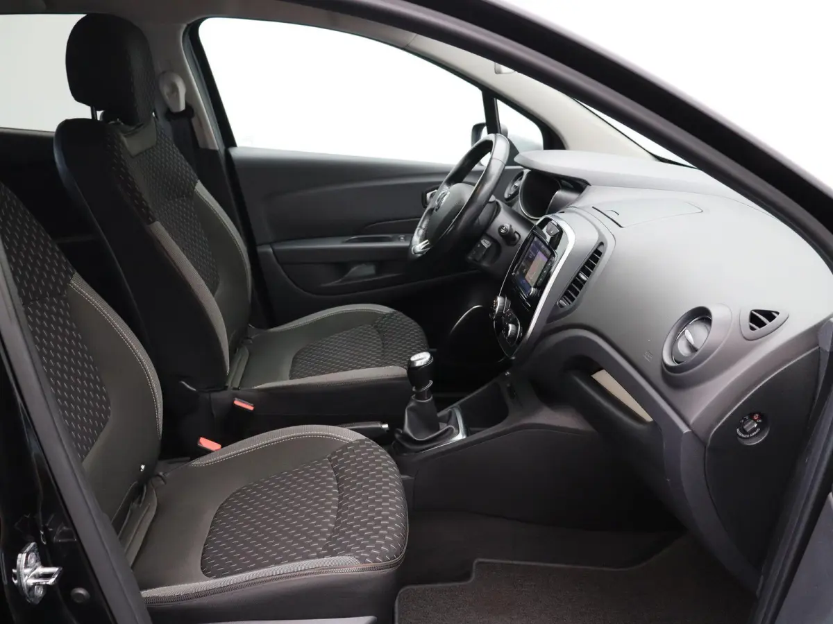 TCe 120pk Intens | Achteruitrijcamera | Climate control | Dodehoeksensor | Cruise control | Navigatie | LED |