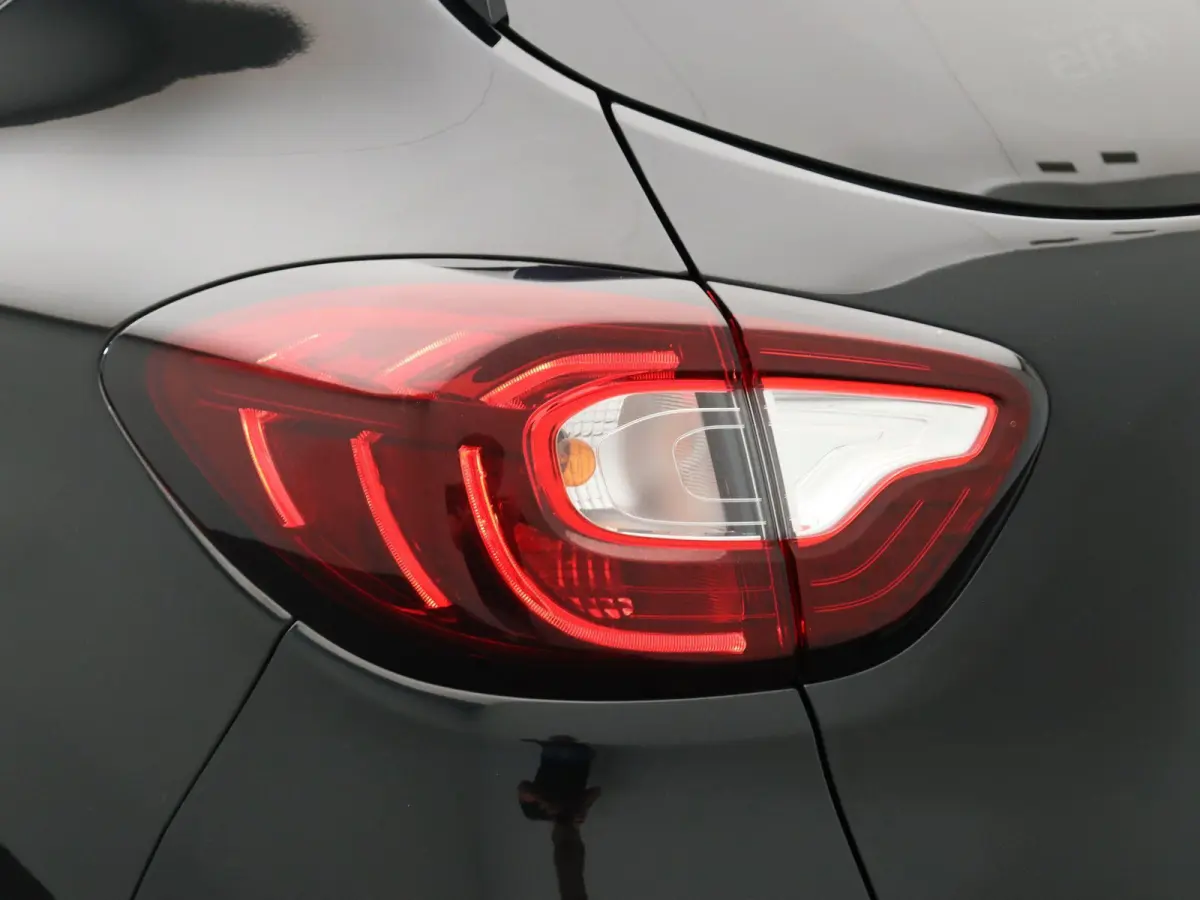 TCe 120pk Intens | Achteruitrijcamera | Climate control | Dodehoeksensor | Cruise control | Navigatie | LED |