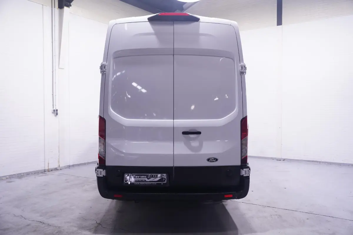 2.0 TDCi 130 pk L4H3 Nwe Model Airco, Camera Apple Carplay, 270 Graden Deuren, Laadruimte Pakket, PDC V+A, 3-Zits