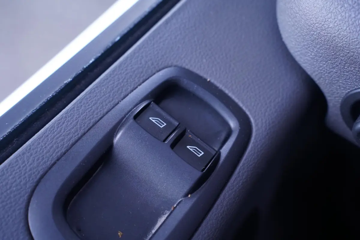 2.0 TDCi 130 pk L4H3 Nwe Model Airco, Camera Apple Carplay, 270 Graden Deuren, Laadruimte Pakket, PDC V+A, 3-Zits