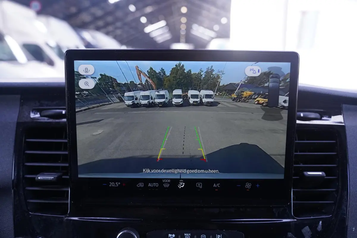 2.0 TDCi 130 pk L4H3 Nwe Model Airco, Camera Apple Carplay, 270 Graden Deuren, Laadruimte Pakket, PDC V+A, 3-Zits