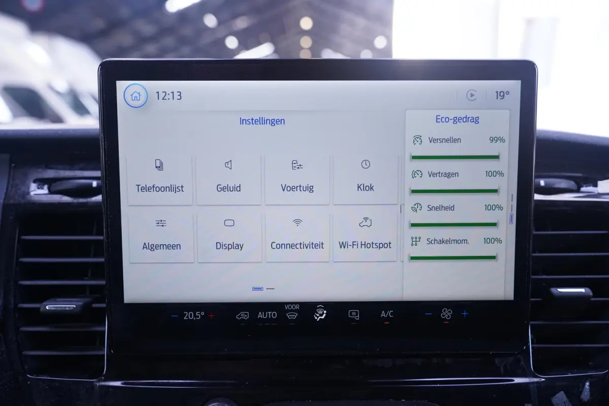 2.0 TDCi 130 pk L4H3 Nwe Model Airco, Camera Apple Carplay, 270 Graden Deuren, Laadruimte Pakket, PDC V+A, 3-Zits