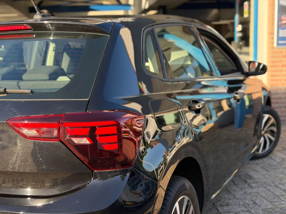 1.0 TSI Style 2022 ZWART NAVI CLIMA LM NAP!