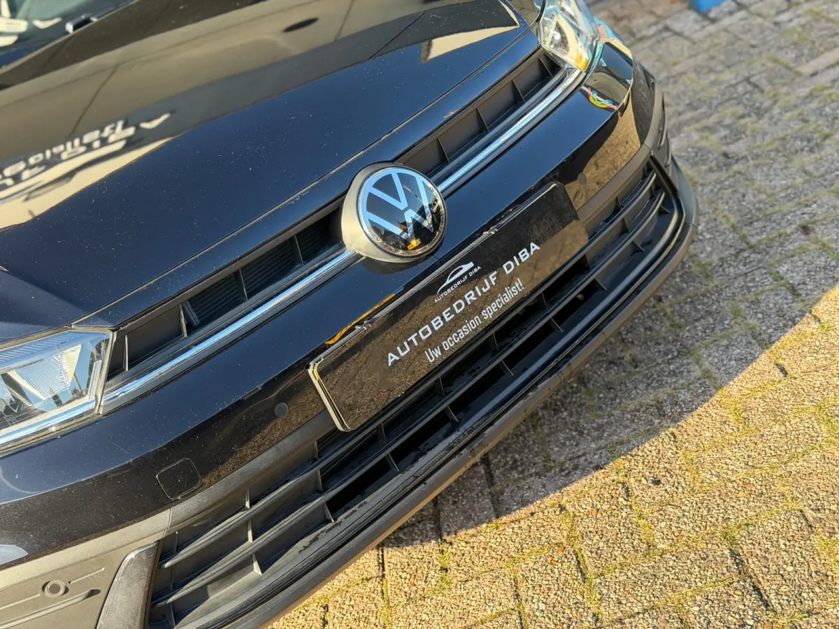 1.0 TSI Style 2022 ZWART NAVI CLIMA LM NAP!