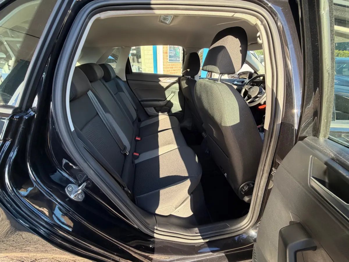 1.0 TSI Style 2022 ZWART NAVI CLIMA LM NAP!