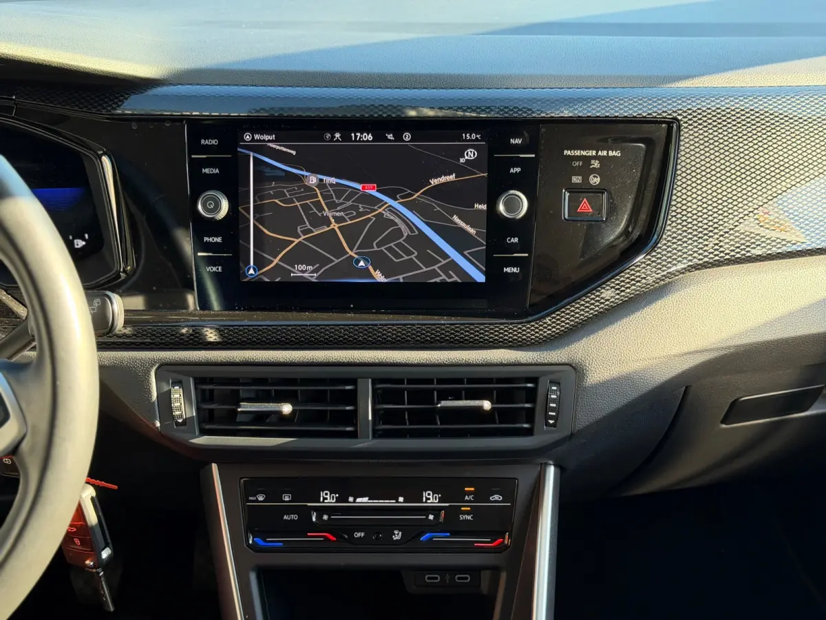 1.0 TSI Style 2022 ZWART NAVI CLIMA LM NAP!
