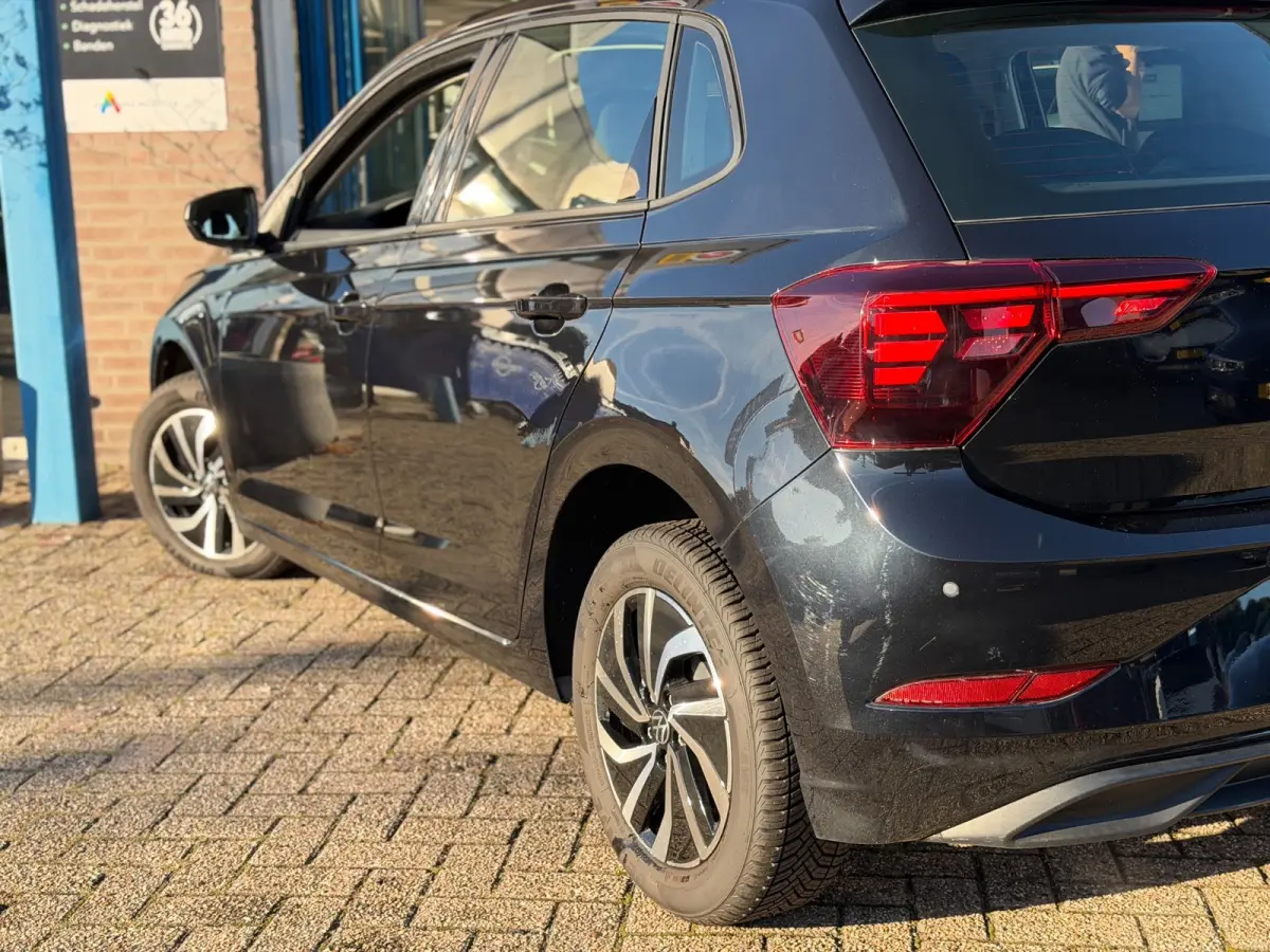 1.0 TSI Style 2022 ZWART NAVI CLIMA LM NAP!