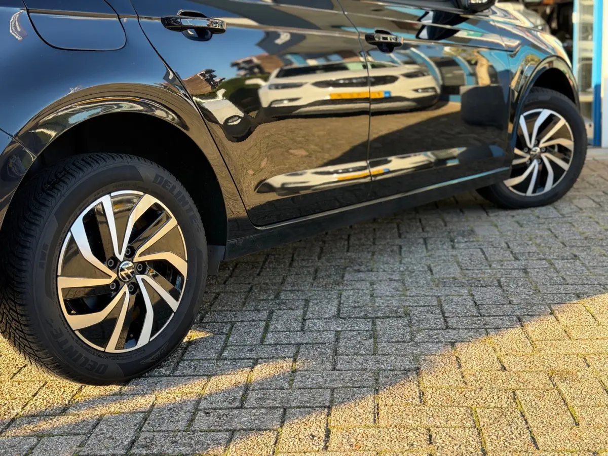 1.0 TSI Style 2022 ZWART NAVI CLIMA LM NAP!