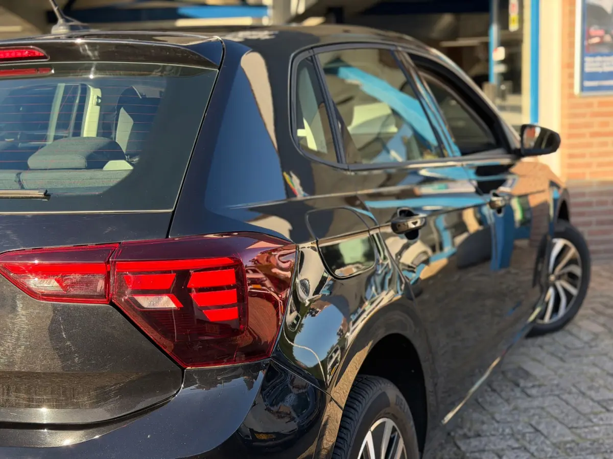 1.0 TSI Style 2022 ZWART NAVI CLIMA LM NAP!