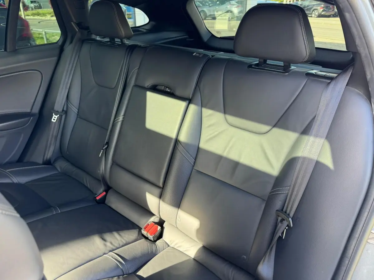 2.0 T4 R-Design|Automaat|Full option|190PK|
