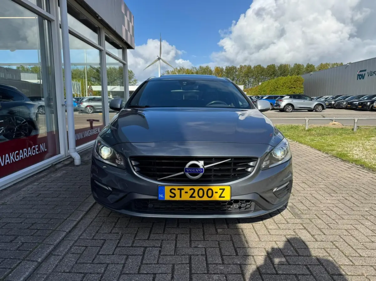 2.0 T4 R-Design|Automaat|Full option|190PK|