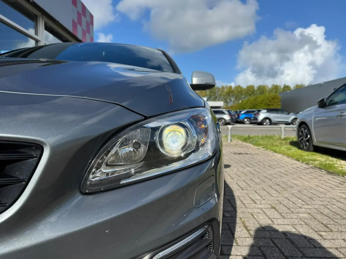2.0 T4 R-Design|Automaat|Full option|190PK|