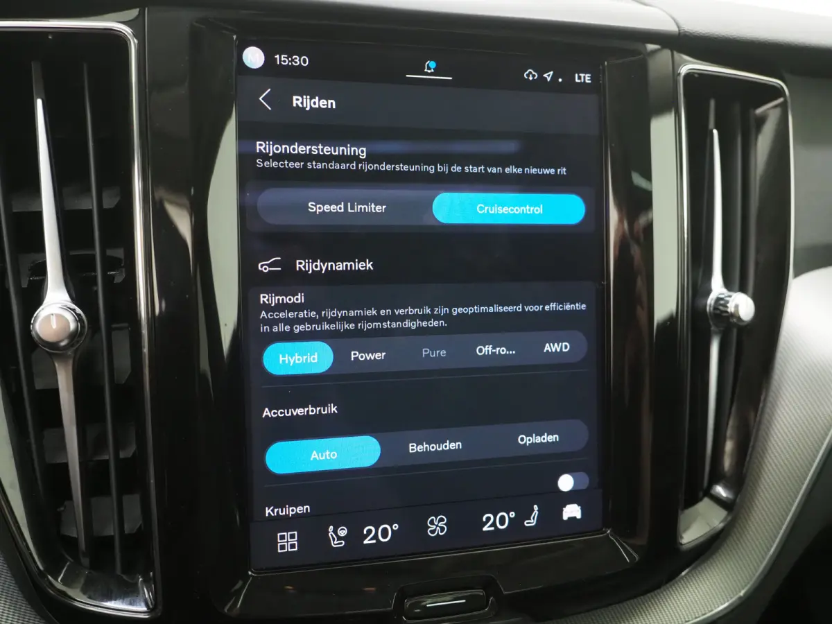 2.0 T6 Plug-in hybrid AWD Long Range | Panoramadak | Leder | Keyless | Camera | Stoel/stuurverwarming | Carplay