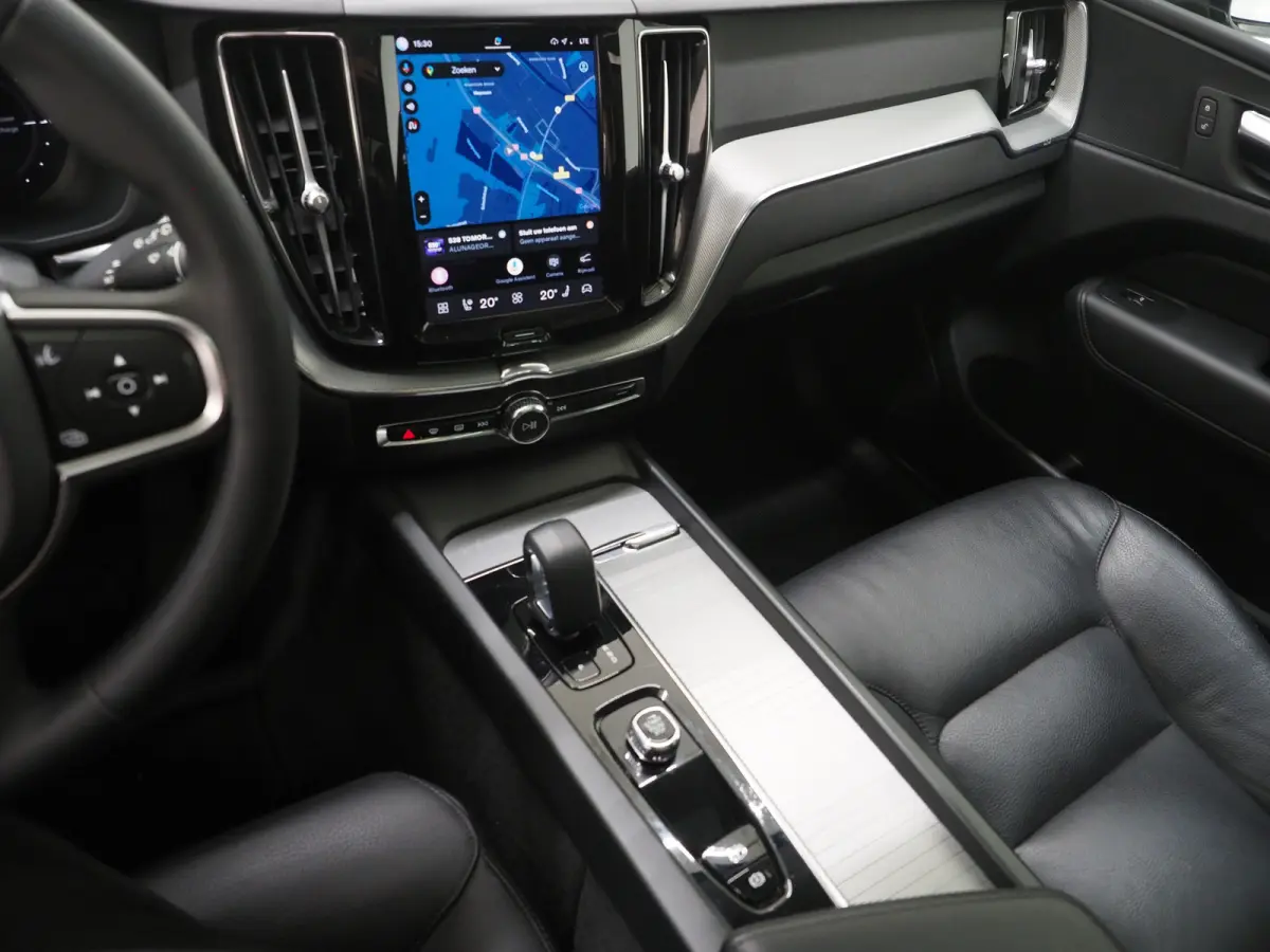 2.0 T6 Plug-in hybrid AWD Long Range | Panoramadak | Leder | Keyless | Camera | Stoel/stuurverwarming | Carplay