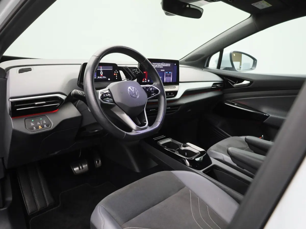 Pro 77 kWh 204 PK | SoH 99% | Automaat | Navigatie | Warmtepomp | Achteruitrijcamera | Stoelverwarming | Stuurverwarming | Keyless Access | Adaptive Cruise Control | Apple Carplay | Android 