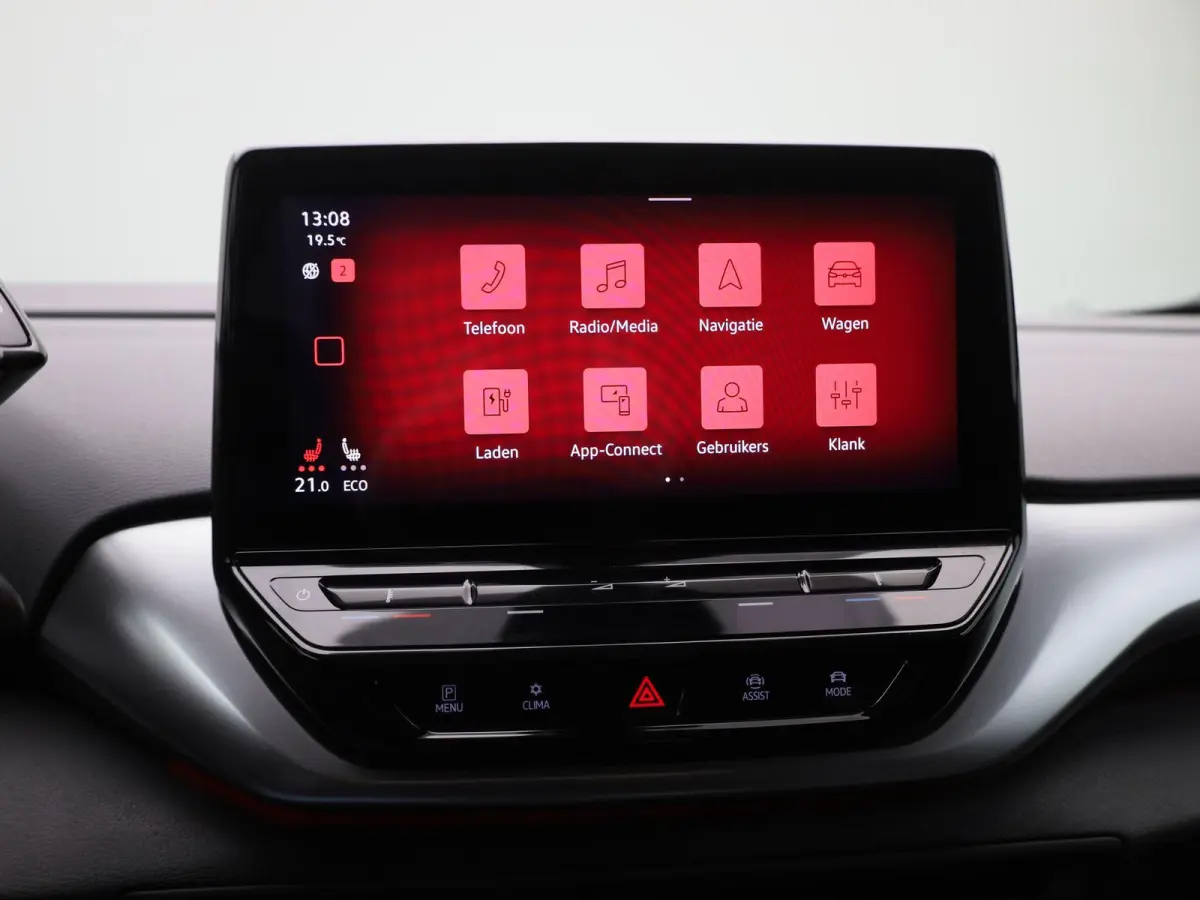 Pro 77 kWh 204 PK | SoH 99% | Automaat | Navigatie | Warmtepomp | Achteruitrijcamera | Stoelverwarming | Stuurverwarming | Keyless Access | Adaptive Cruise Control | Apple Carplay | Android 