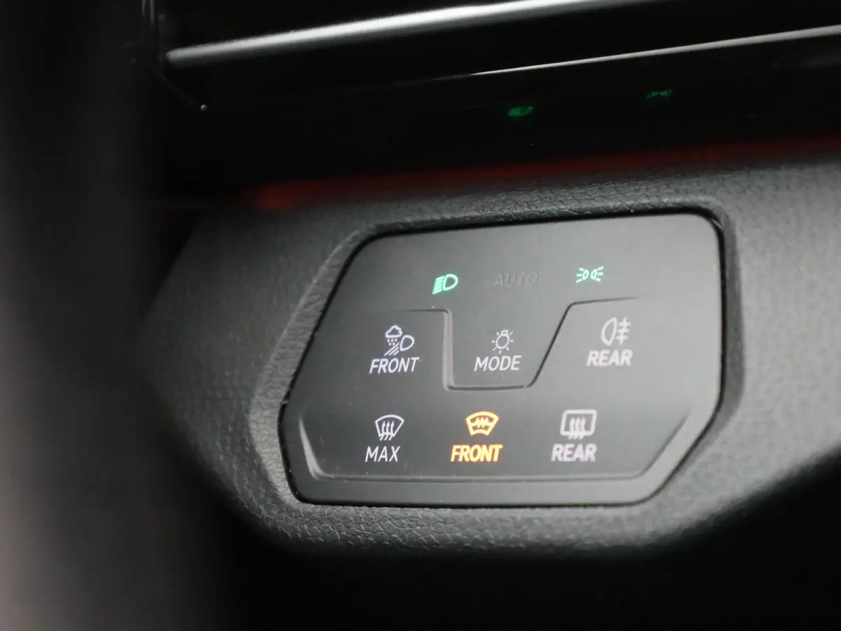 Pro 77 kWh 204 PK | SoH 99% | Automaat | Navigatie | Warmtepomp | Achteruitrijcamera | Stoelverwarming | Stuurverwarming | Keyless Access | Adaptive Cruise Control | Apple Carplay | Android 