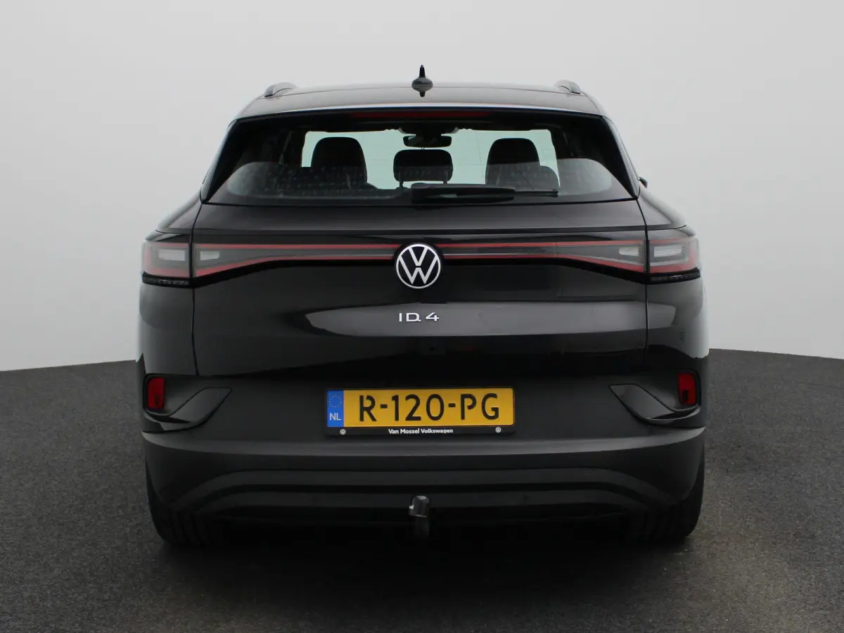 Pro 77 kWh 204 PK | Automaat | Navigatie | Parkeersensoren | Stoelverwarming | Stuurverwarming | Elektrisch verstelbare voorstoelen| Adaptive Cruise Control | Apple Carplay | Android Auto |
