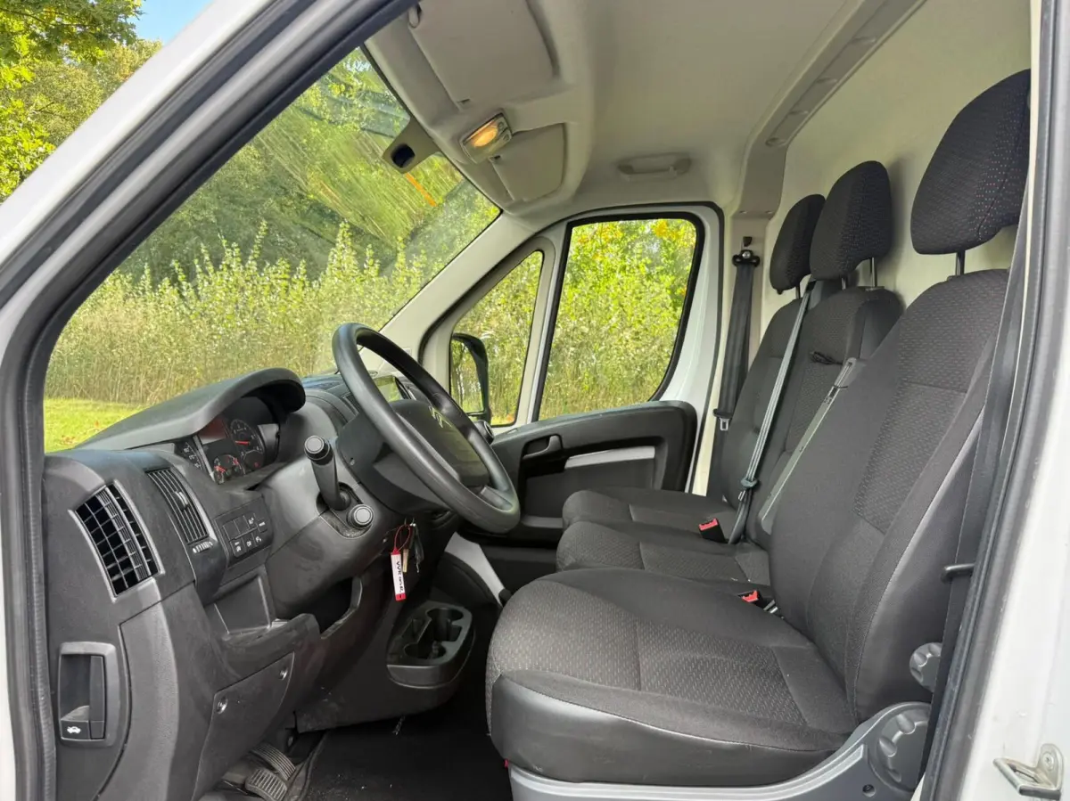 bestel 2.2 BlueHDi 120 L2H2 3.0t|Rijklaar!|Camera|Trekhaak|Carplay|AndroidAuto|Cruise|Airco|3-Zits|EXCL.BTW