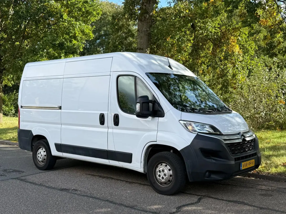 bestel 2.2 BlueHDi 120 L2H2 3.0t|Rijklaar!|Camera|Trekhaak|Carplay|AndroidAuto|Cruise|Airco|3-Zits|EXCL.BTW