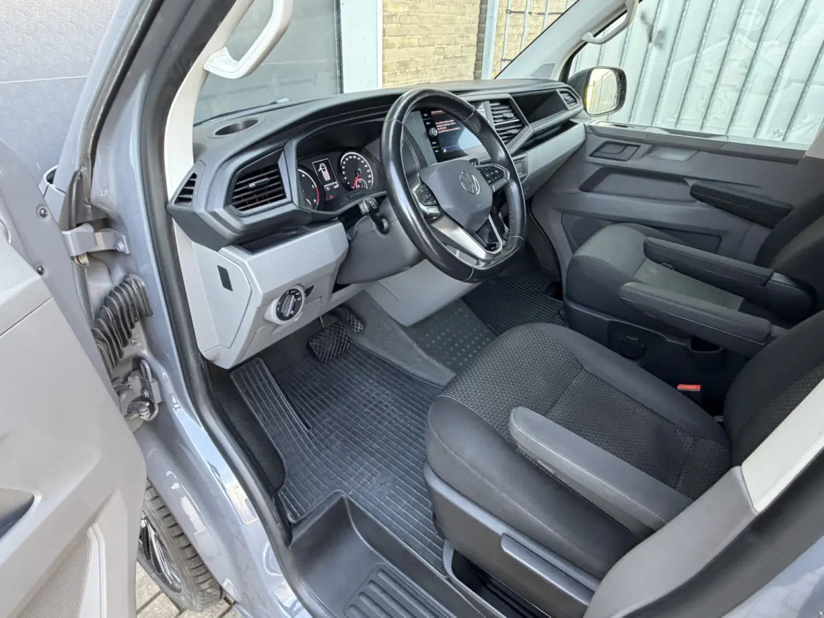 2.0 TDI L2H1 28 Apple Carplay
